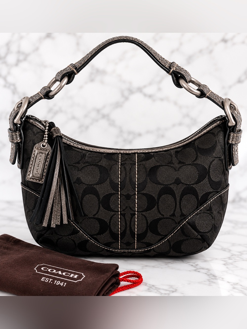 ✨ Vintage 2005 Coach Soho Signature Lurec Jacquard Small Hobo. Hard to find✨